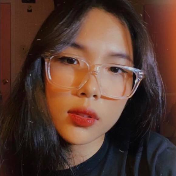 Meet your Posher, Jenna - Picture 1 of 1